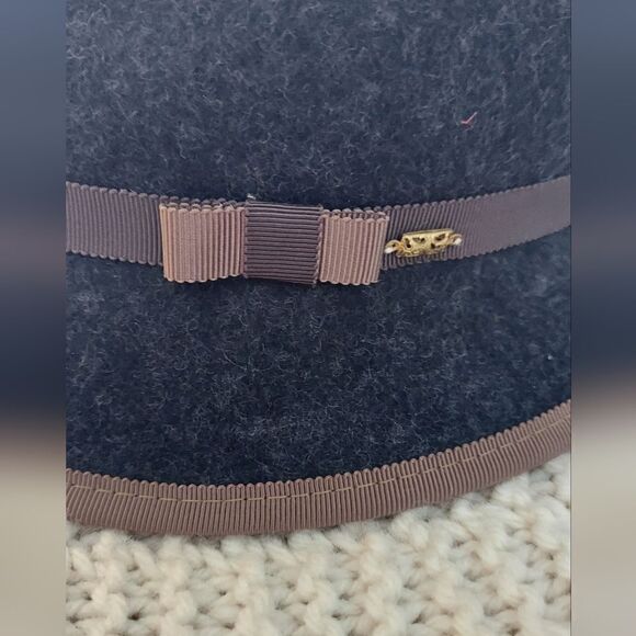 Black/Gray Saks 5th Avenue Wool Hat Size OS/TU S/M - Picture 3 of 12